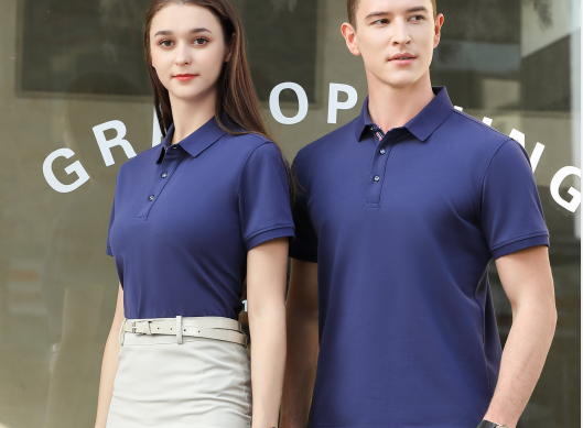 公司團(tuán)體定制POLO衫細(xì)節(jié)，POLO衫定制和翻領(lǐng)T恤定制有什么區(qū)別？