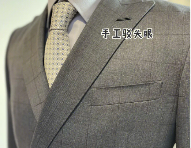 企業(yè)有必要定做團體職業(yè)裝西服嗎？